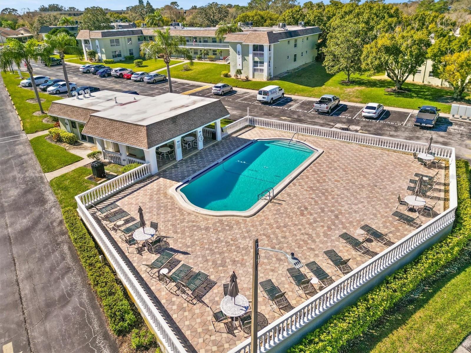 GREEN DOLPHIN PARK CONDO - Residential