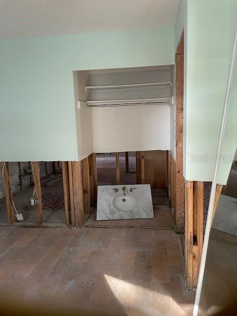 SHORE ACRES BAYOU GRANDE SEC - Residential