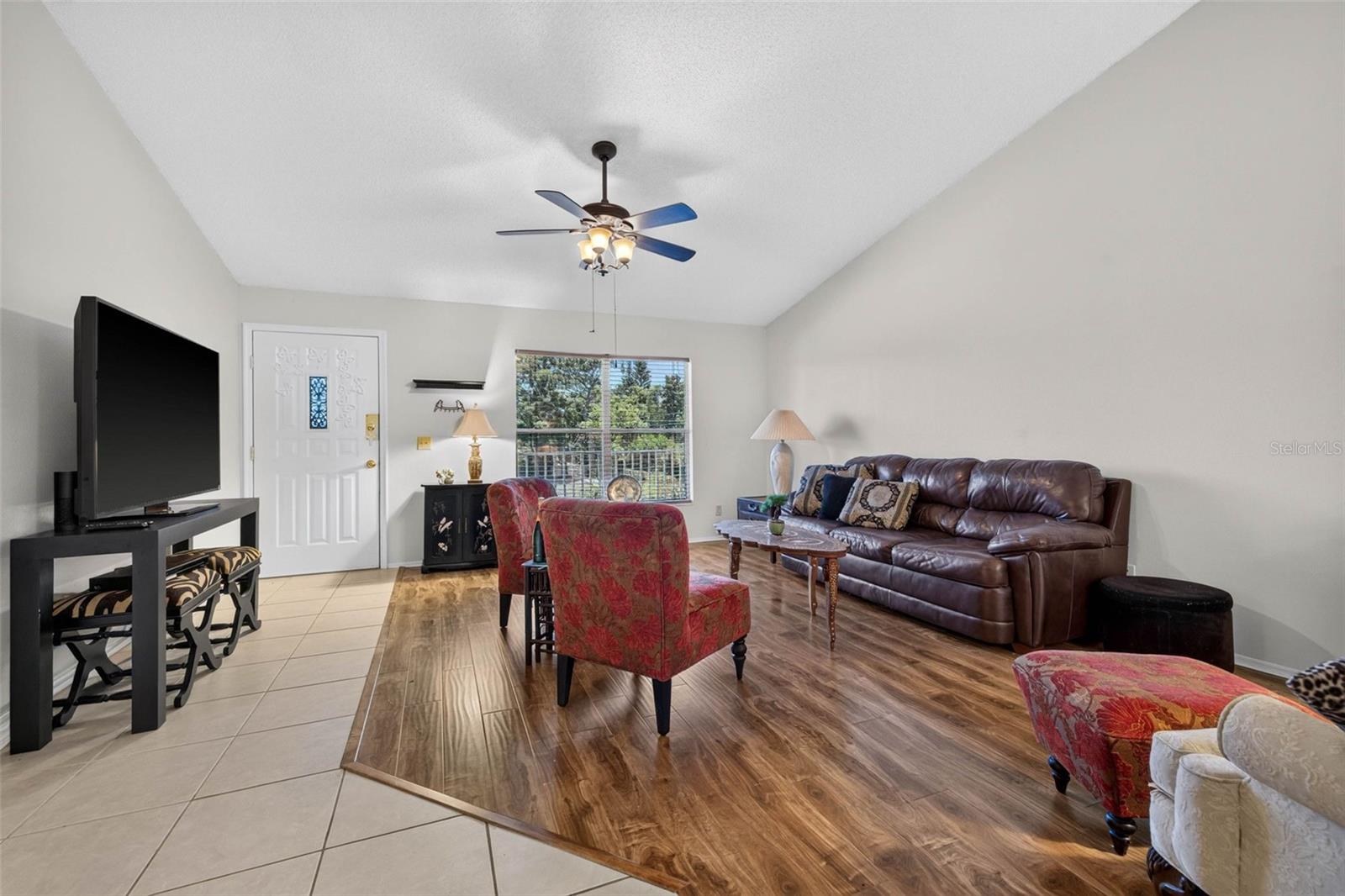 2291 AMERICUS BOULEVARD W 25