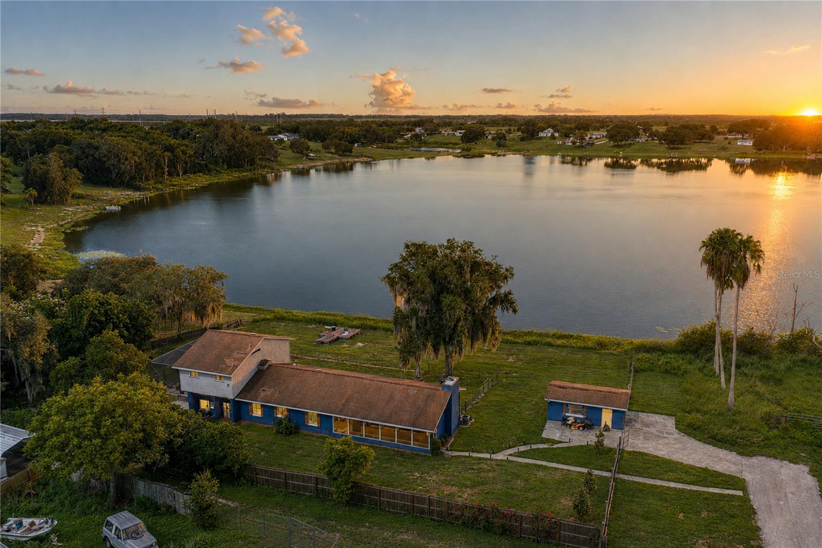 2120 HURLEY DRIVE