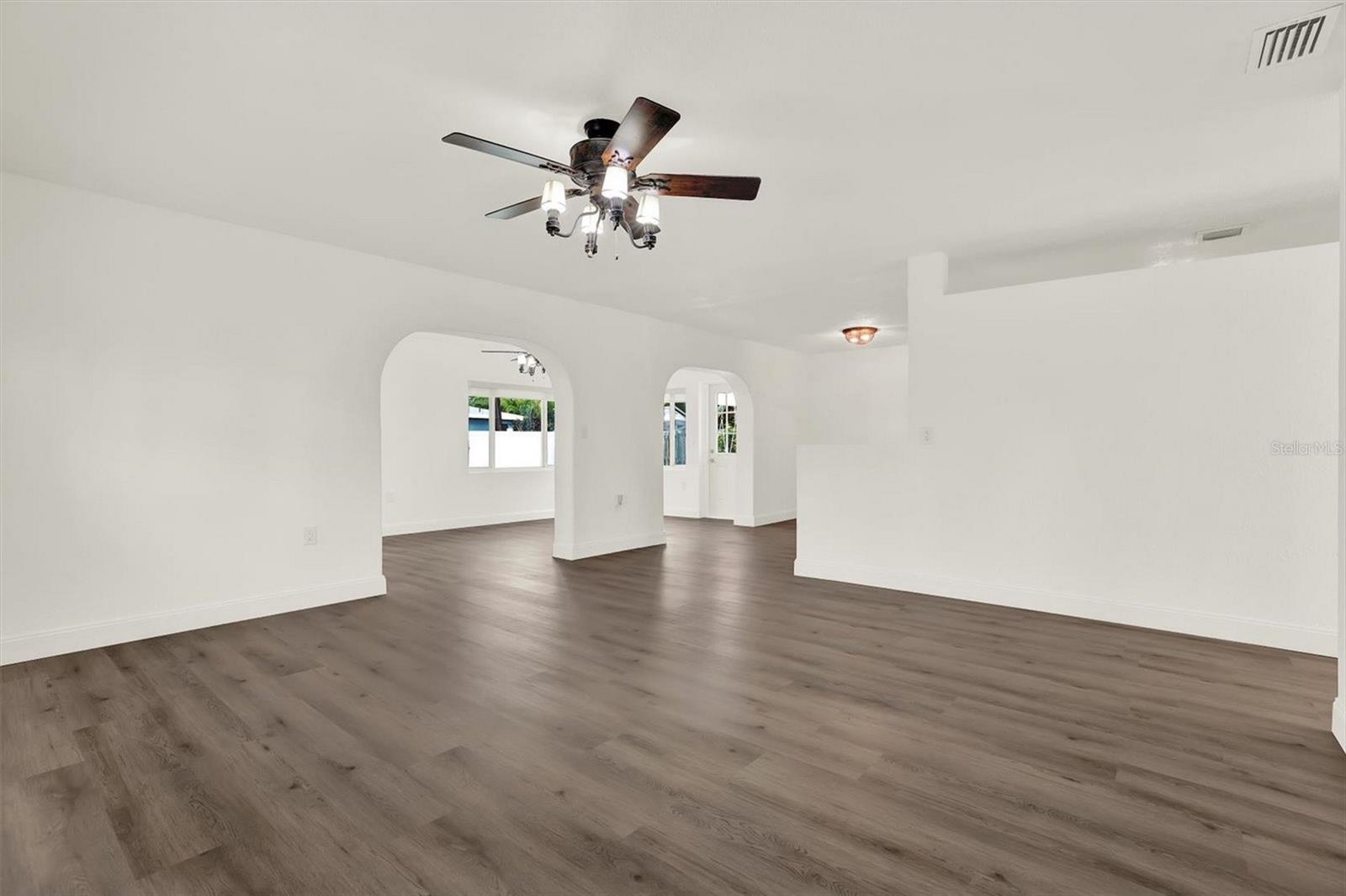 SHORE ACRES OVERLOOK SEC - Residential