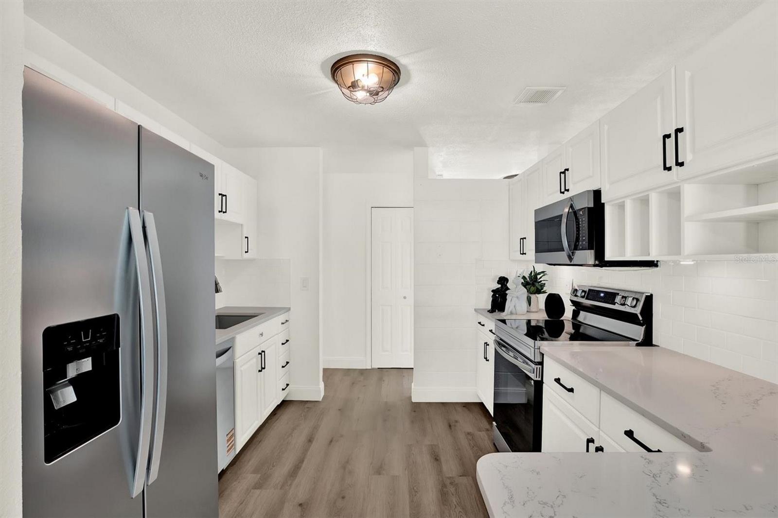 SHORE ACRES OVERLOOK SEC - Residential