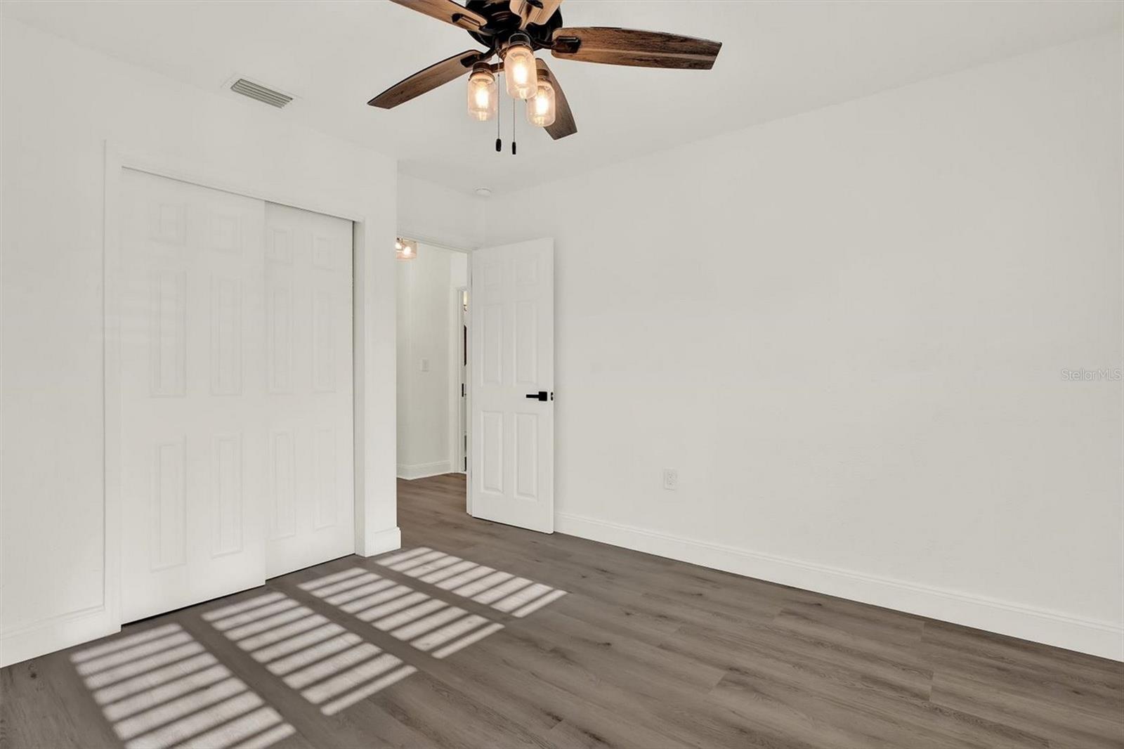 SHORE ACRES OVERLOOK SEC - Residential