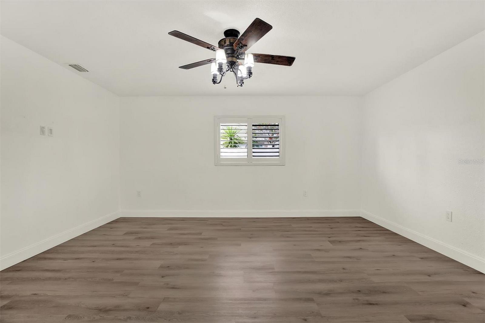 SHORE ACRES OVERLOOK SEC - Residential