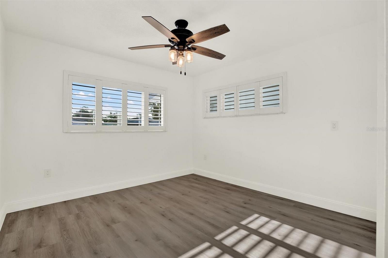 SHORE ACRES OVERLOOK SEC - Residential