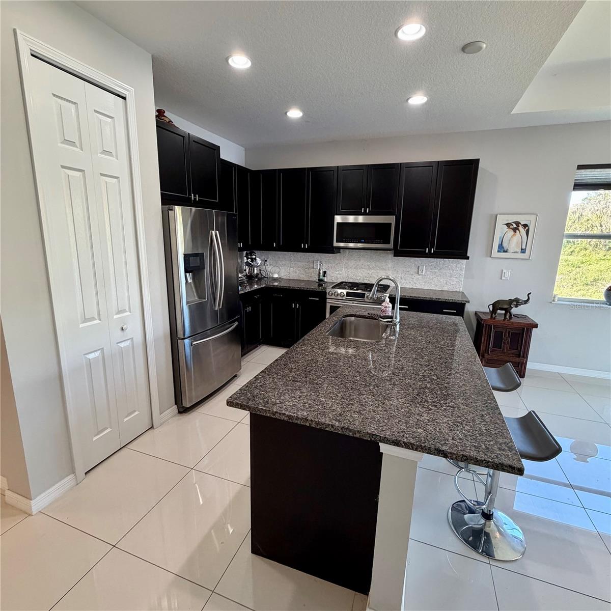 UNIVERSITY VILLAGE - Residential