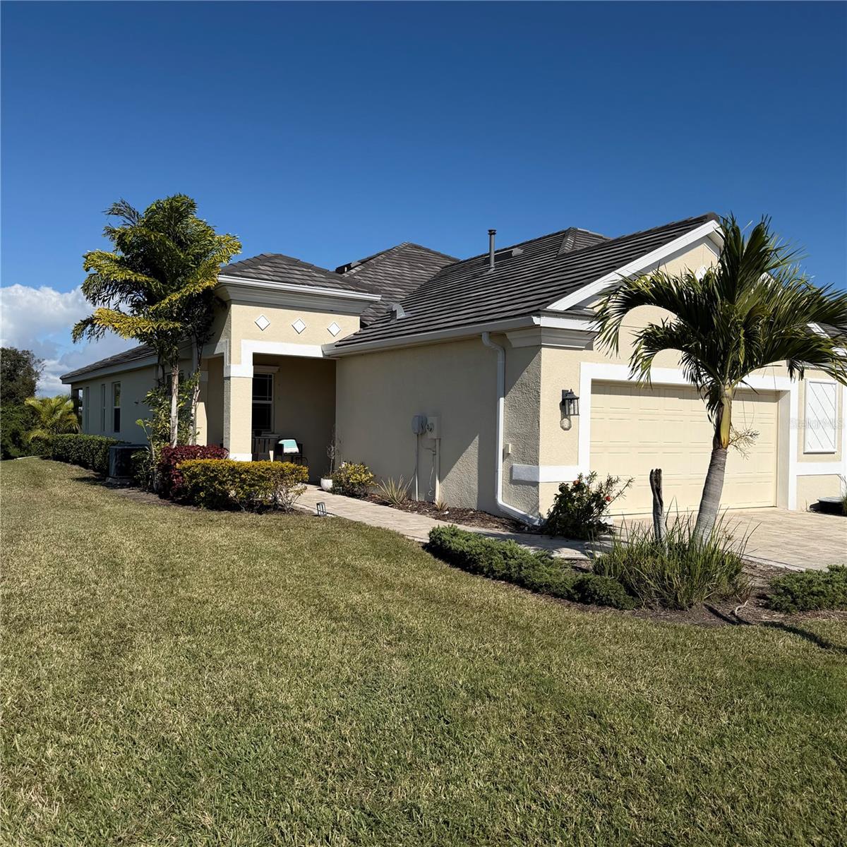 UNIVERSITY VILLAGE - Residential