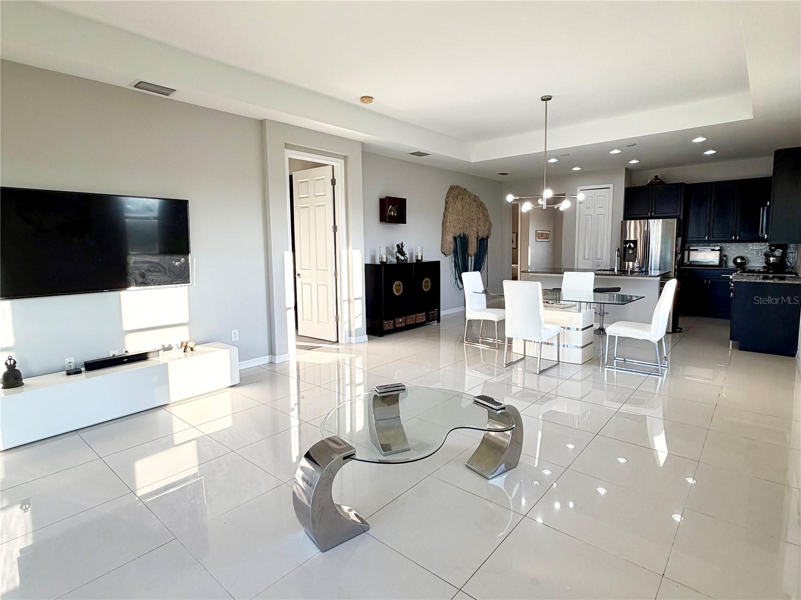 UNIVERSITY VILLAGE - Residential