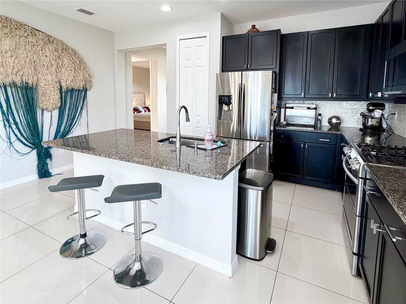 UNIVERSITY VILLAGE - Residential