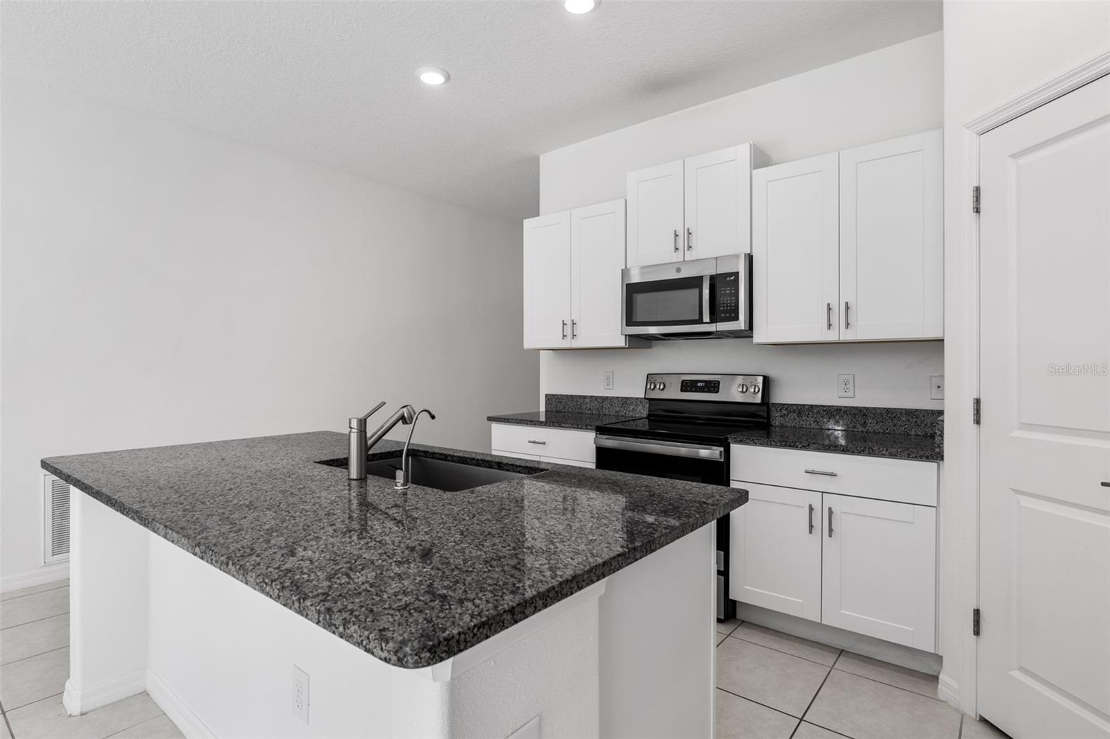 BERRY BAY ESTATES - Residential