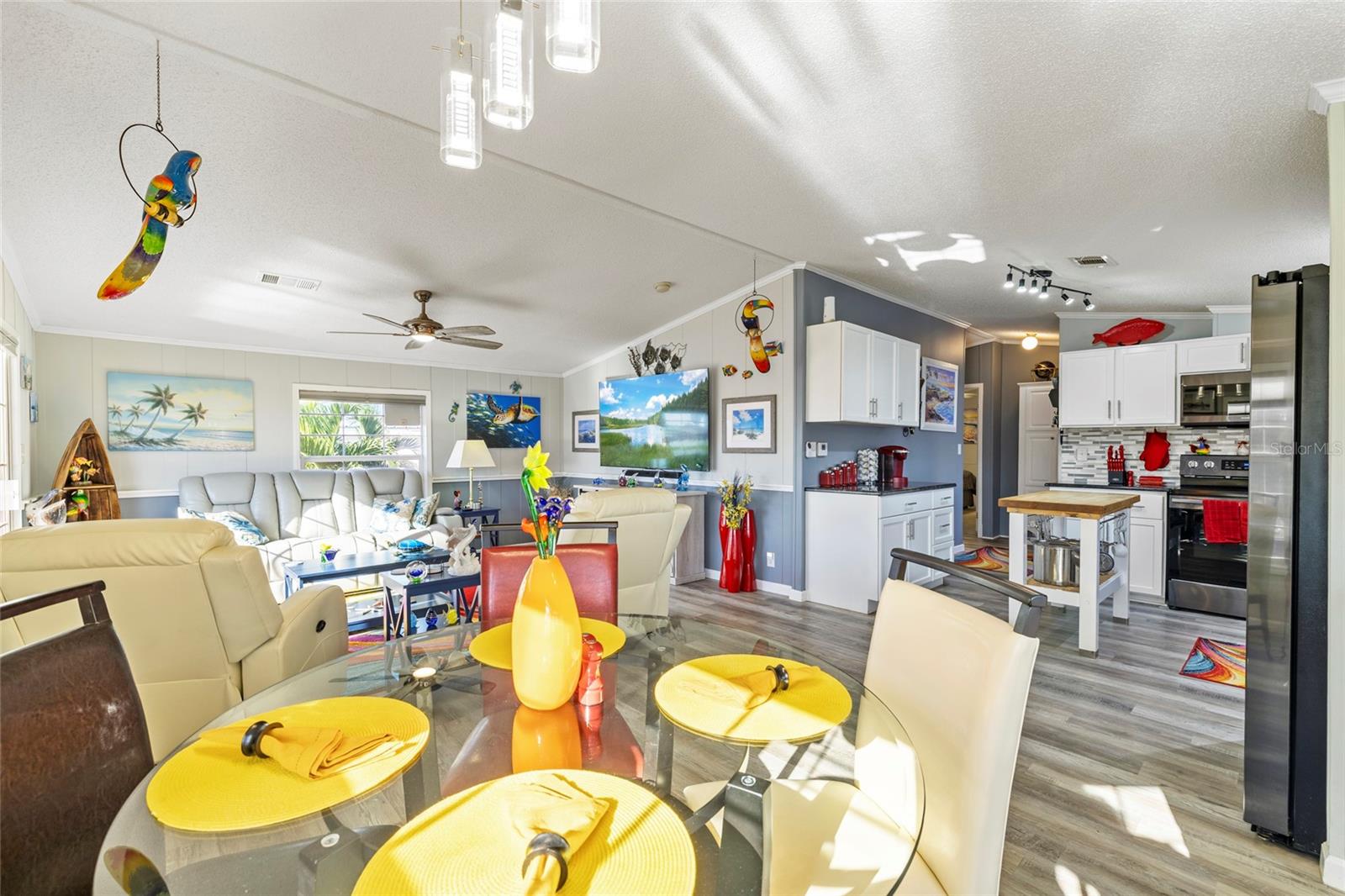 PELICAN HARBOR MOB HOME ESTATES - Residential