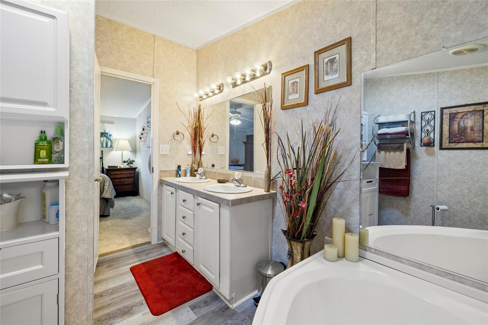 PELICAN HARBOR MOB HOME ESTATES - Residential