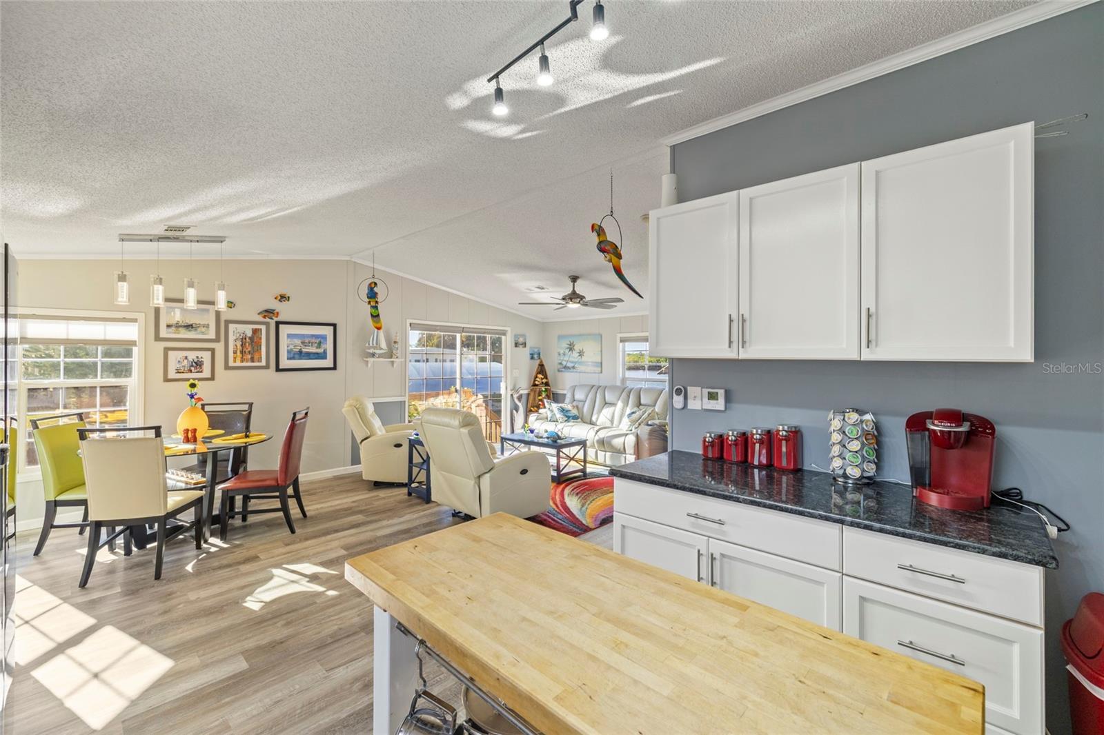 PELICAN HARBOR MOB HOME ESTATES - Residential