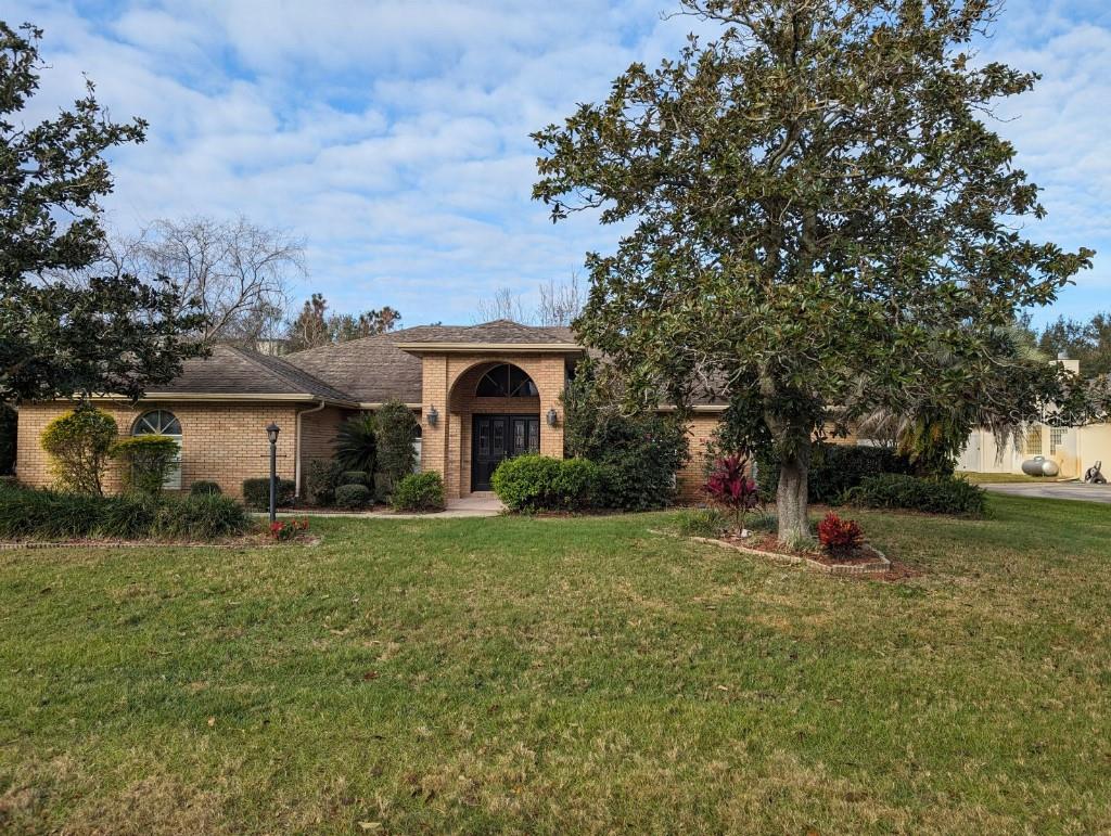 72 SPRING LAKE DRIVE