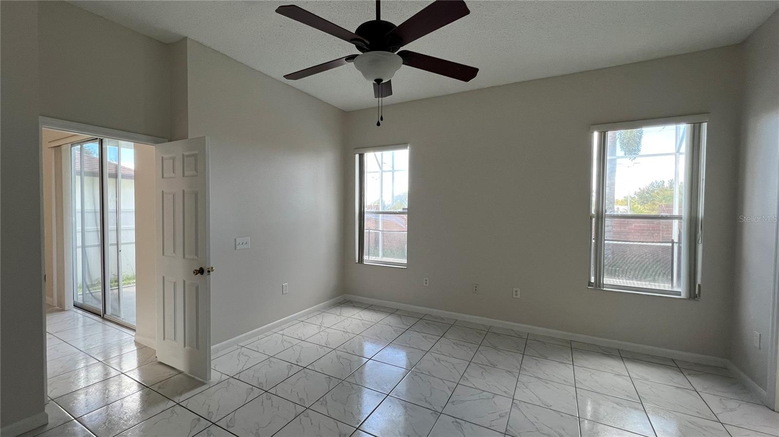 SEYBOLD ON DUNSON ROAD PH 06 - Residential Lease