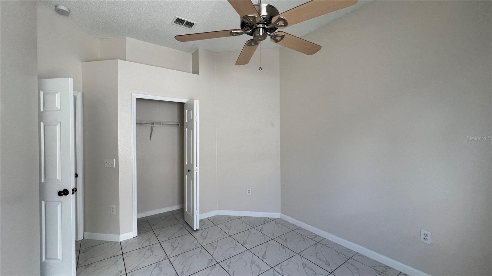 SEYBOLD ON DUNSON ROAD PH 06 - Residential Lease