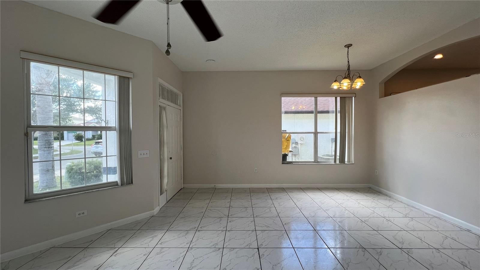 SEYBOLD ON DUNSON ROAD PH 06 - Residential Lease