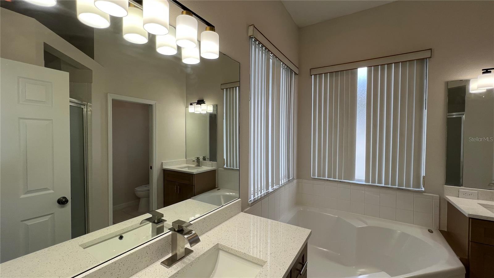 SEYBOLD ON DUNSON ROAD PH 06 - Residential Lease