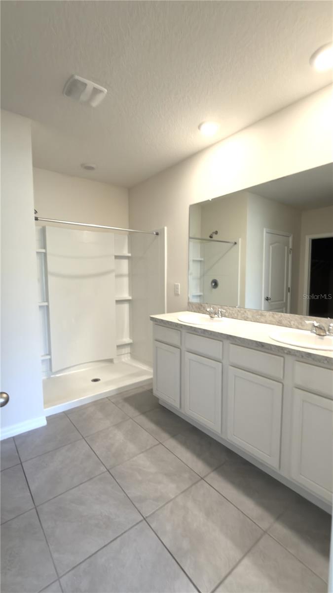 REGENCY RDG - Residential