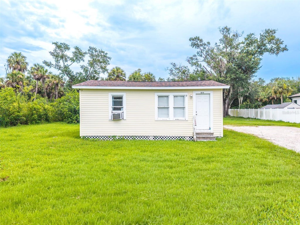 Photo of 6315 Rhonda Road, Tampa, FL 33615 (MLS # L4963334)