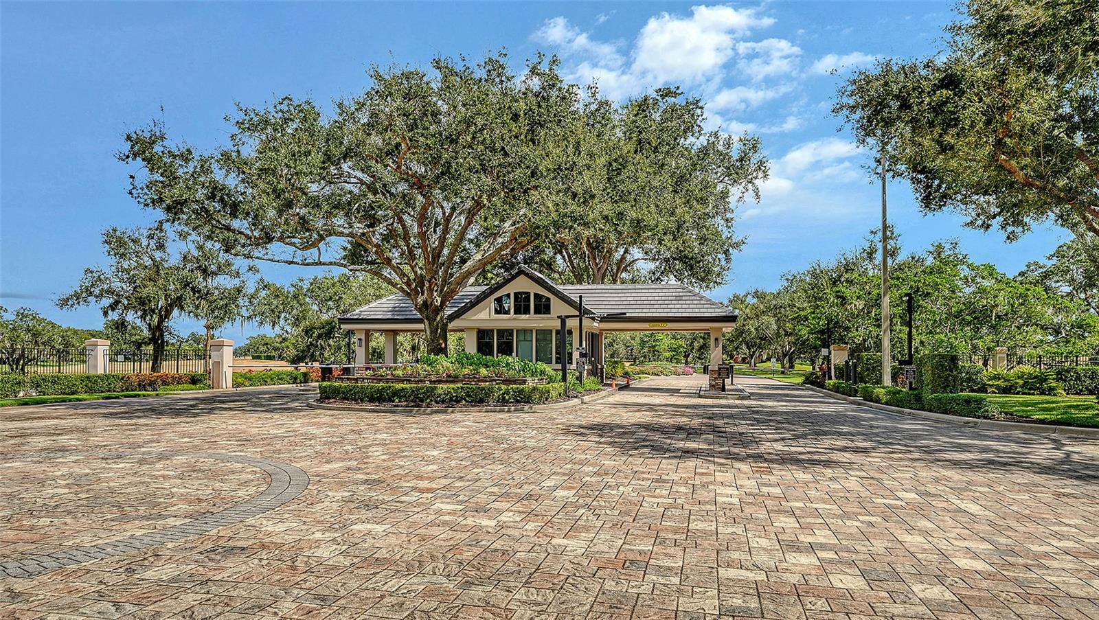 LAUREL OAK ESTATES SEC 02 - Residential