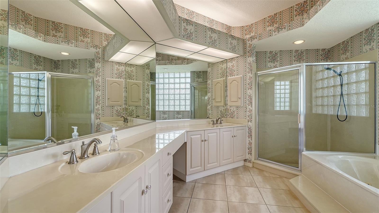 LAUREL OAK ESTATES SEC 02 - Residential