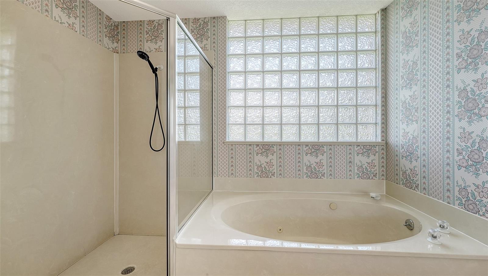 LAUREL OAK ESTATES SEC 02 - Residential