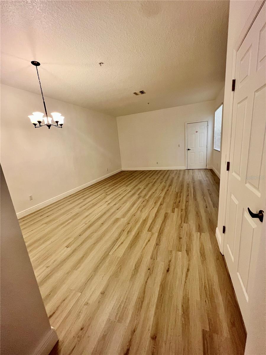 OAKWATER CONDO PH 7-10 - Residential