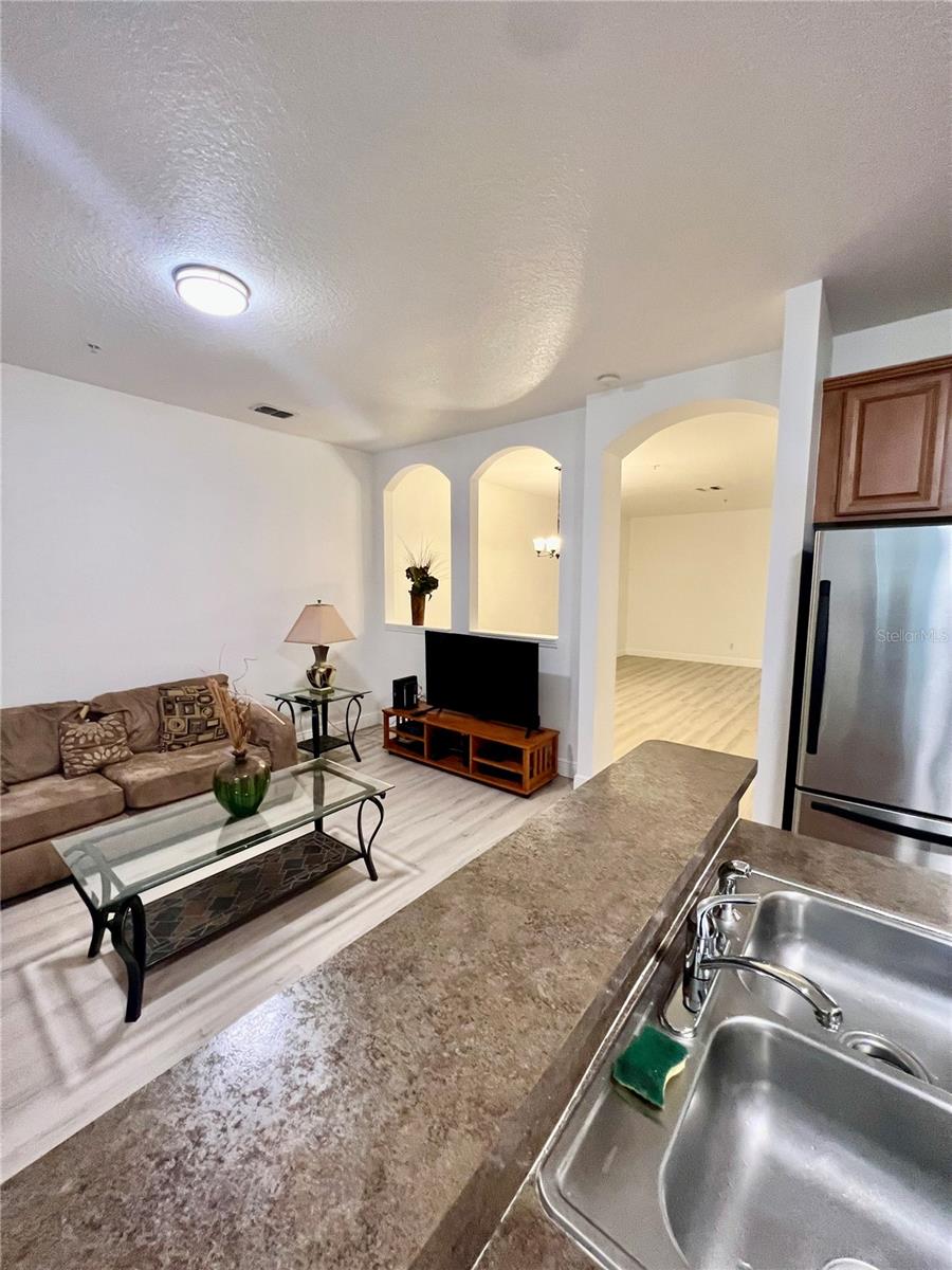 OAKWATER CONDO PH 7-10 - Residential