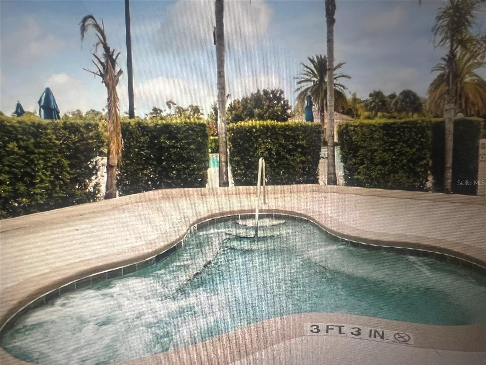 OAKWATER CONDO PH 7-10 - Residential