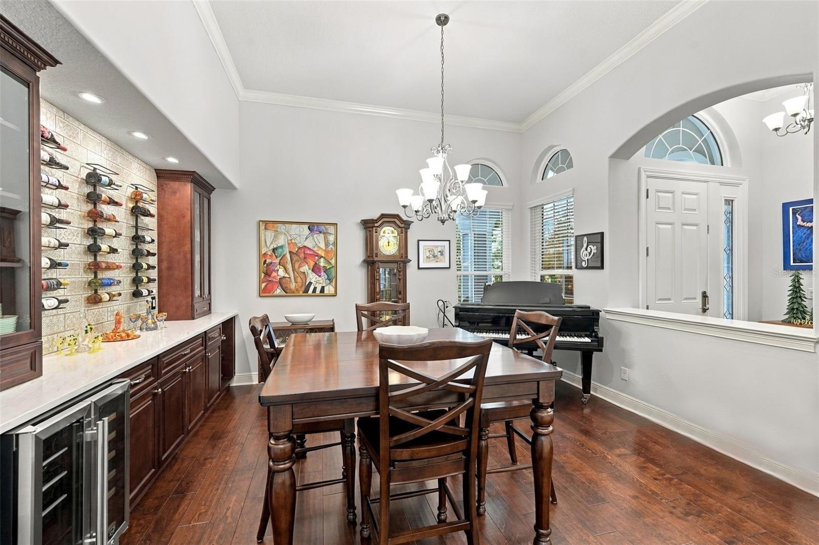 510 CREEKSIDE COURT