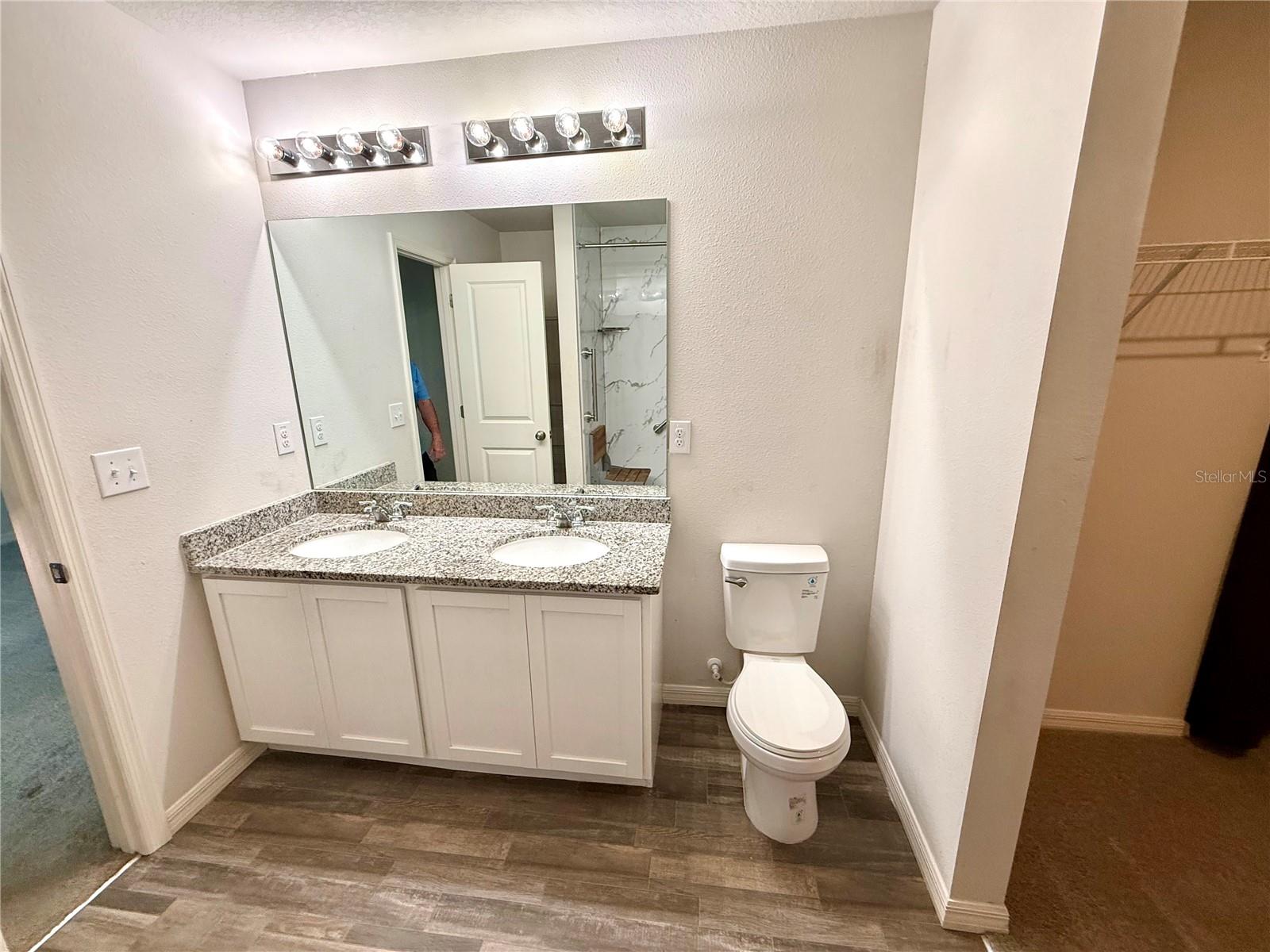 HILL N DALE - Residential