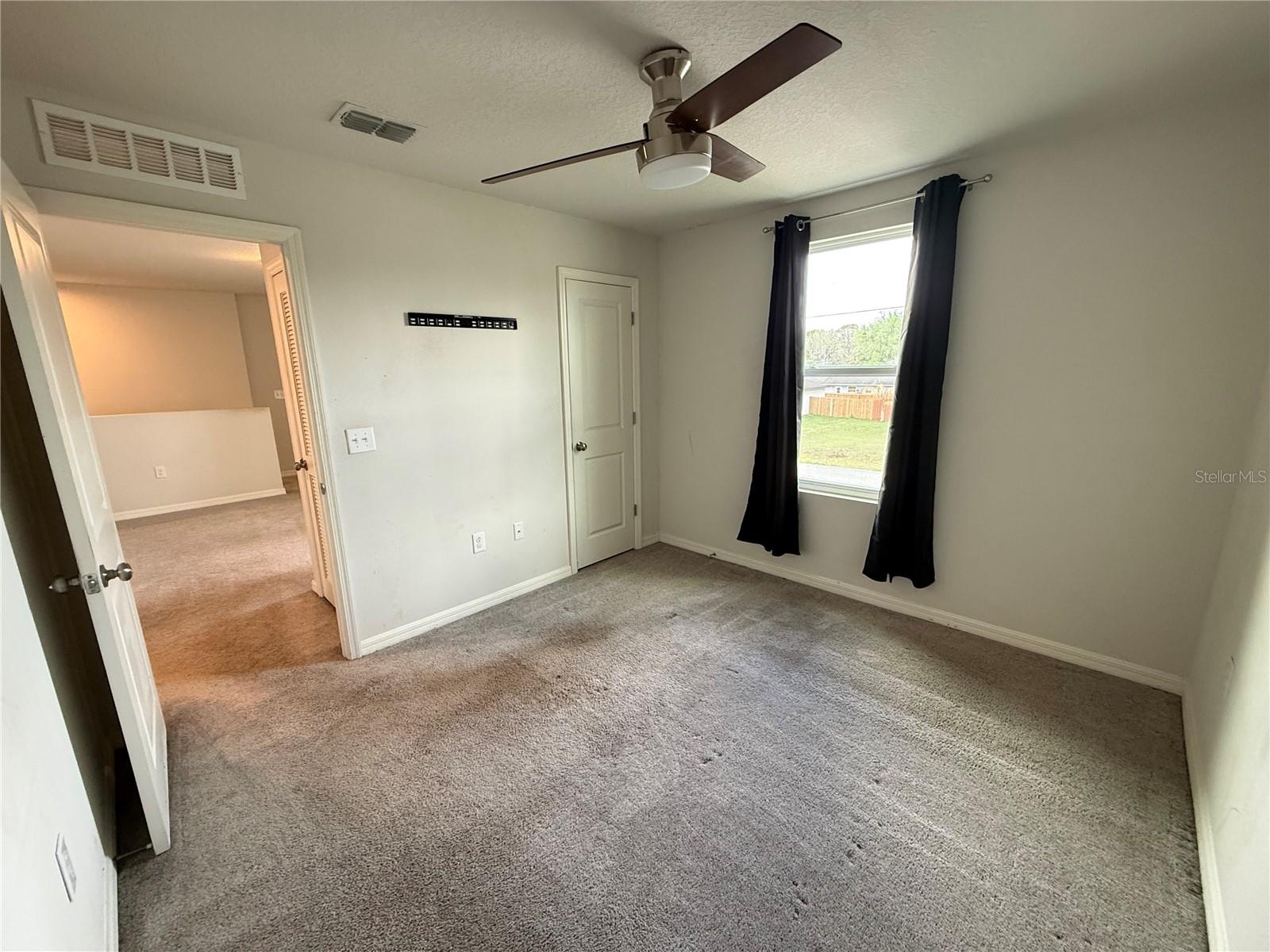 HILL N DALE - Residential