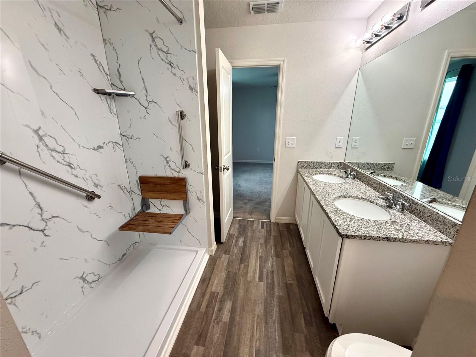 HILL N DALE - Residential