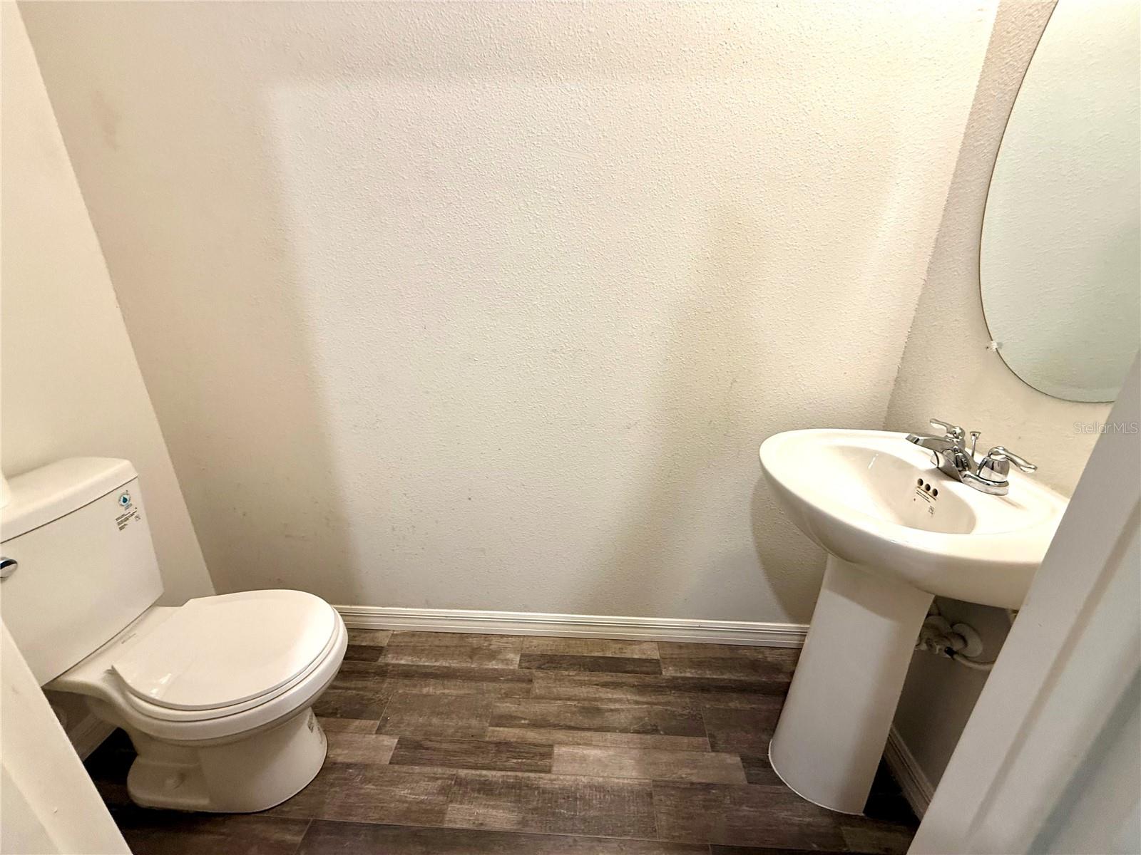 HILL N DALE - Residential