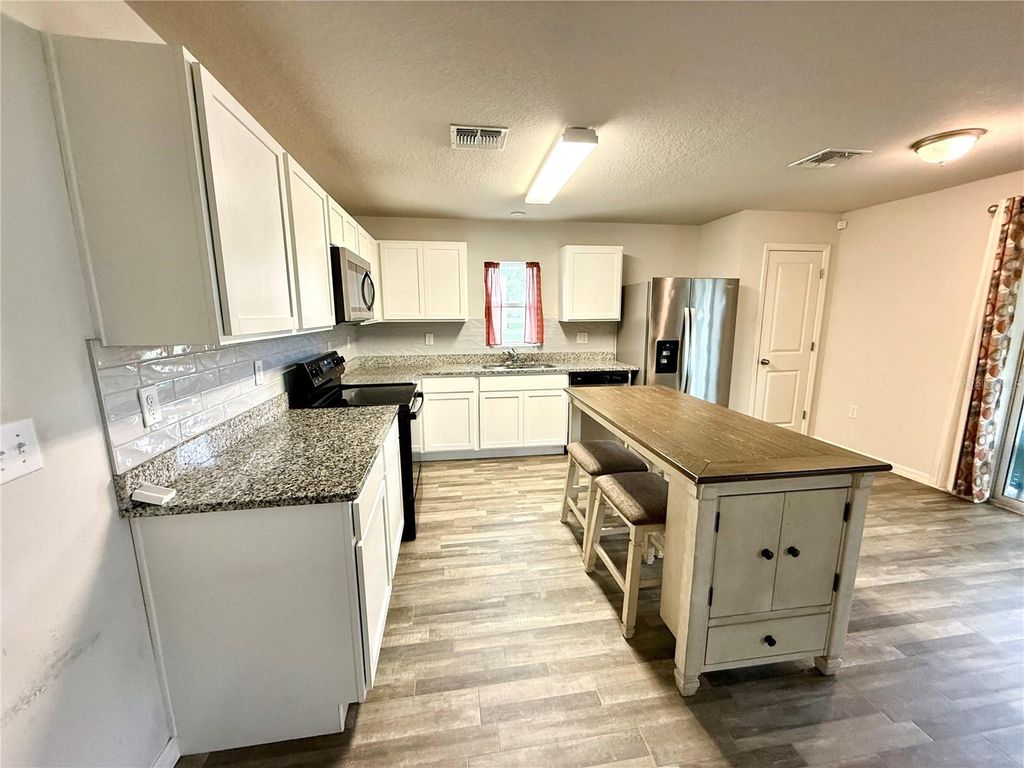 Photo of 27016 Anthony Avenue, Brooksville, FL 34602 (MLS # G5109295)