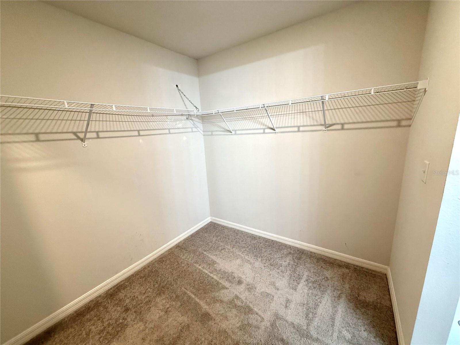 HILL N DALE - Residential