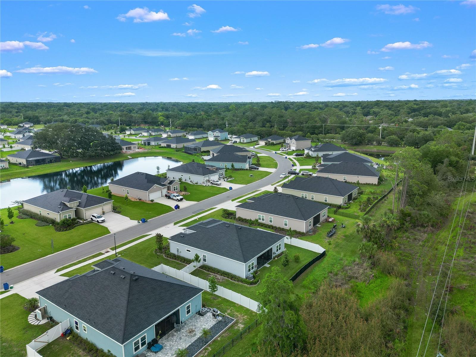 2137 RAGLAN CIRCLE