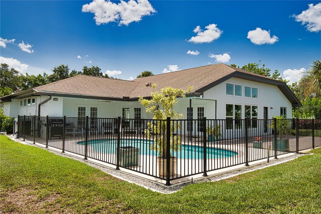 Photo of 421 Bayside Lane, Nokomis, FL 34275 (MLS # A4674220)