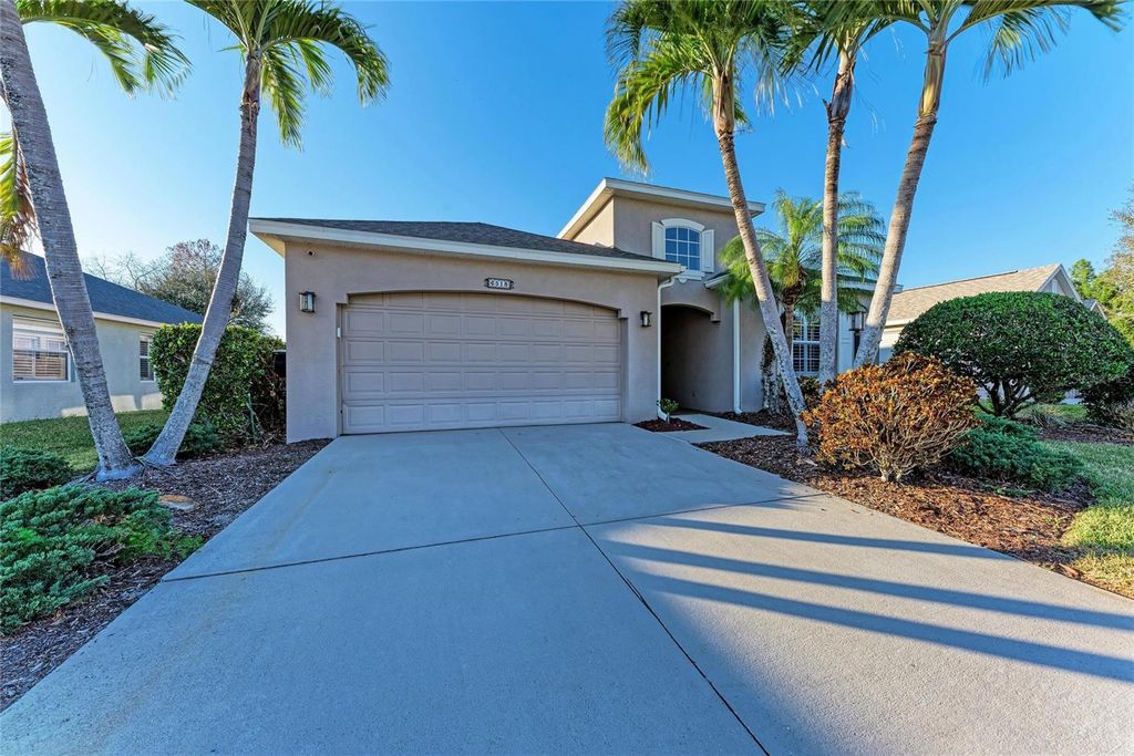 Photo of 6518 Field Sparrow Glen, Lakewood Ranch, FL 34202 (MLS # A4682632)