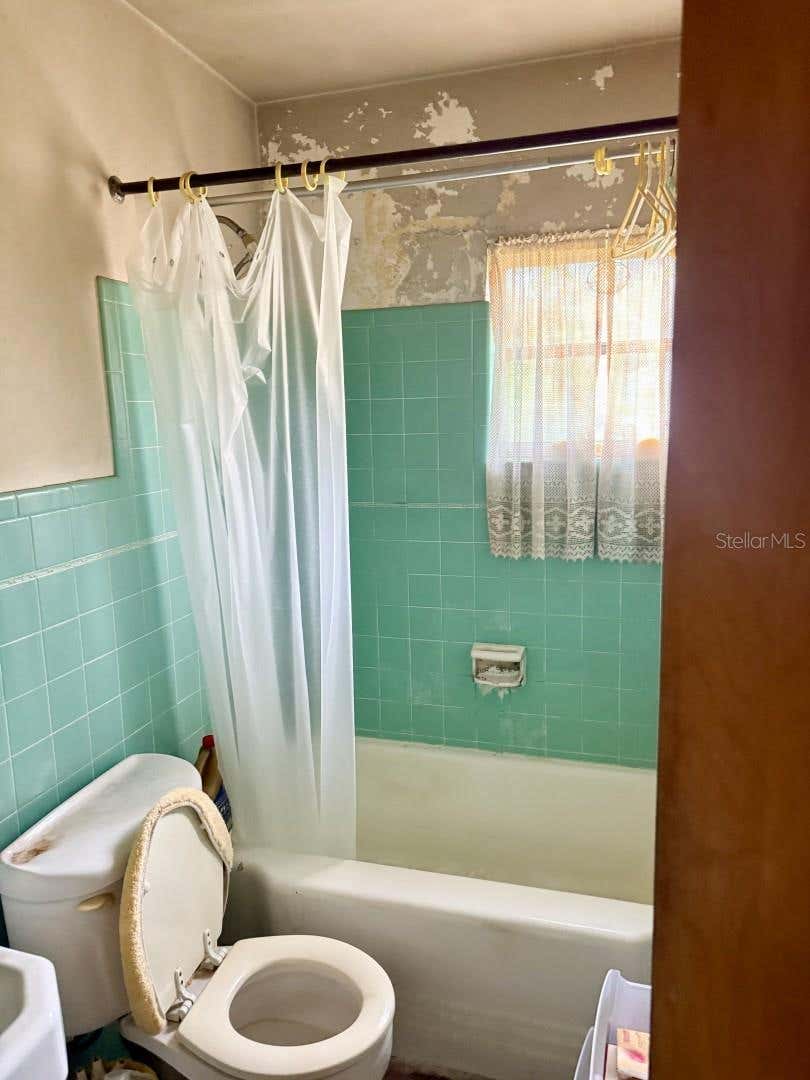 Photo of 2709 S Shine Avenue, Orlando, FL 32806 (MLS # TB8541471)