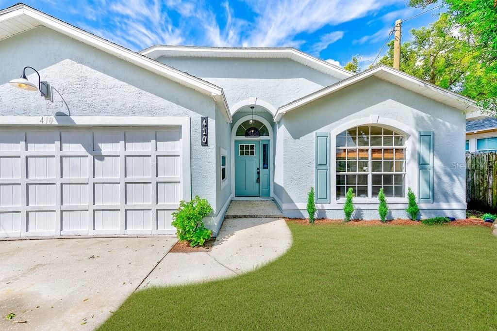 Photo of 410 Vine Avenue, Clearwater, FL 33755 (MLS # TB8436960)