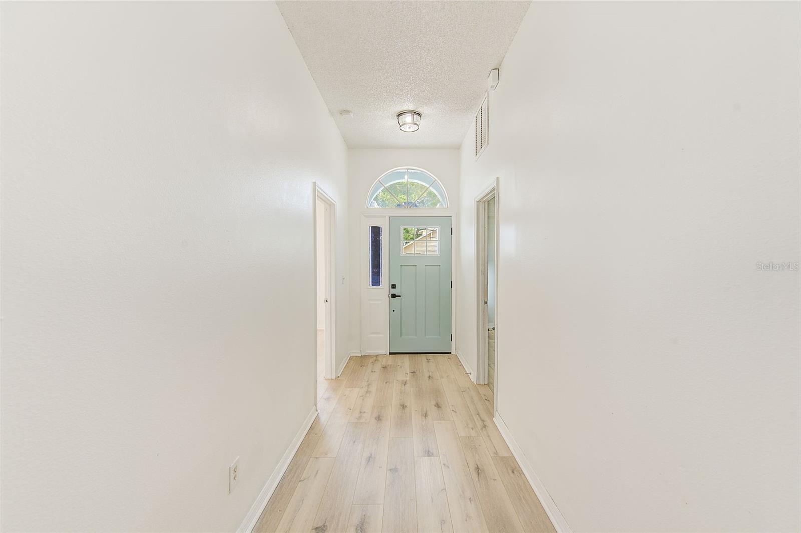 410 VINE AVENUE