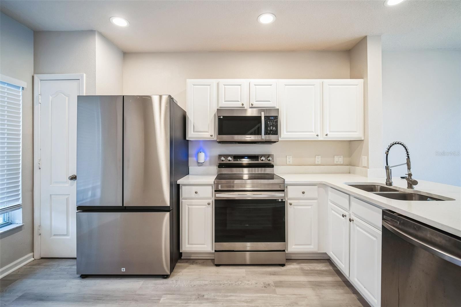 10157 BESSEMER POND COURT