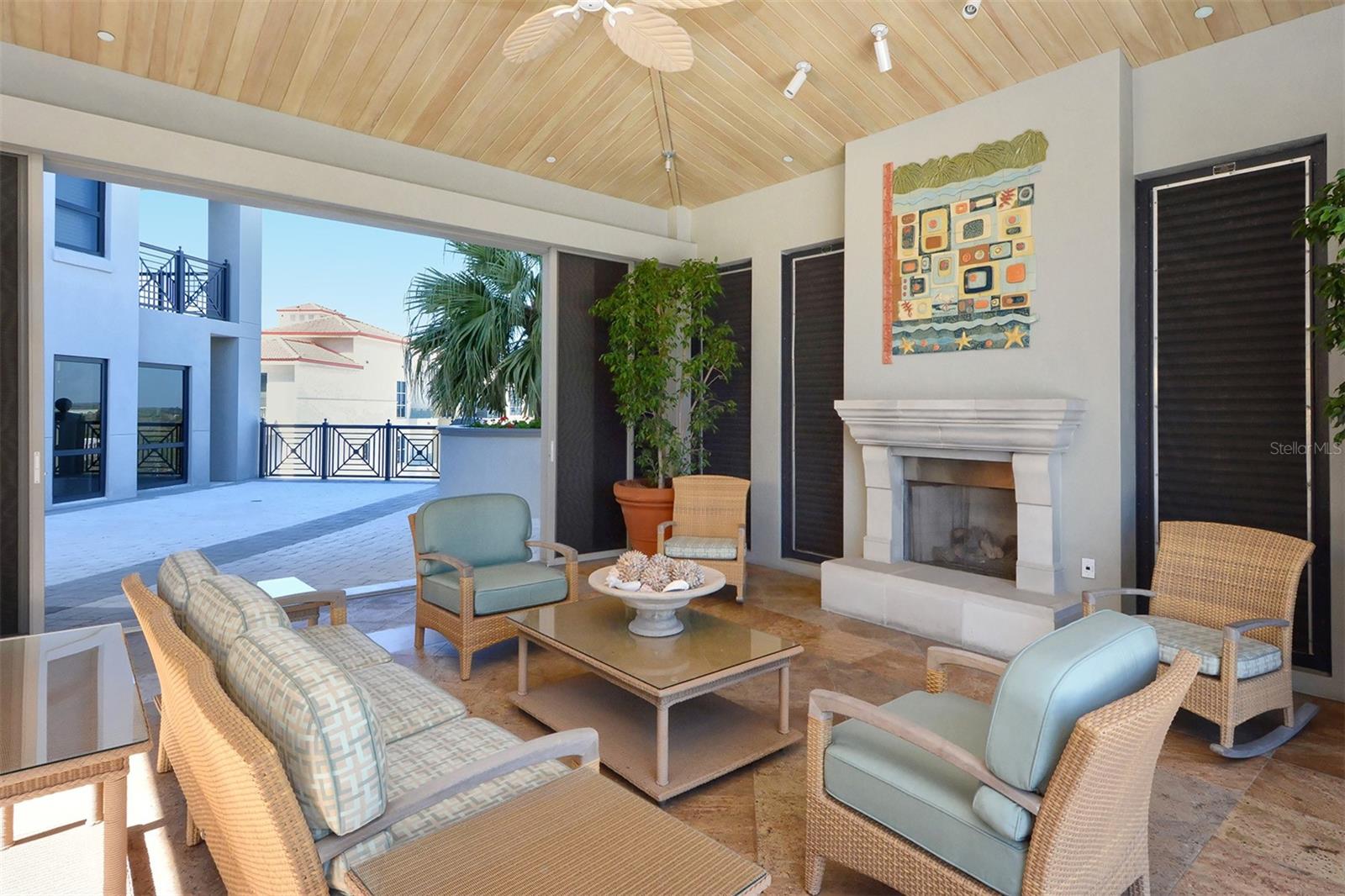 PLAZA AT 05 POINTS RESIDENCES - Residential Lease