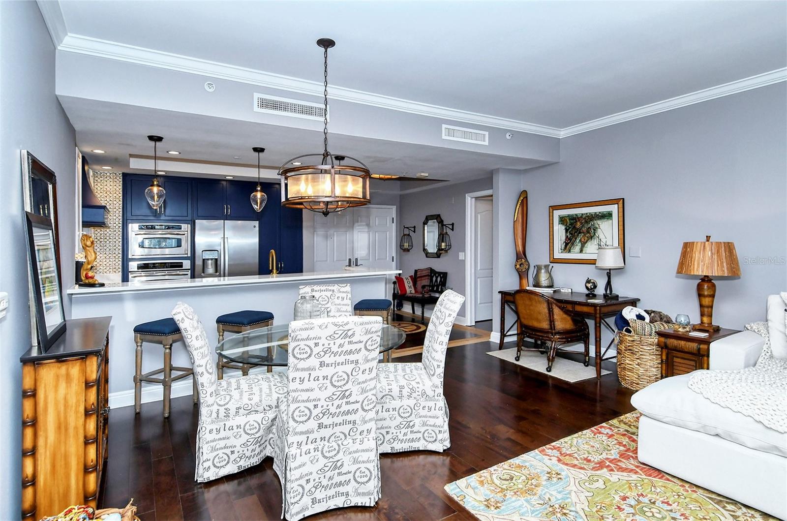 PLAZA AT 05 POINTS RESIDENCES - Residential Lease