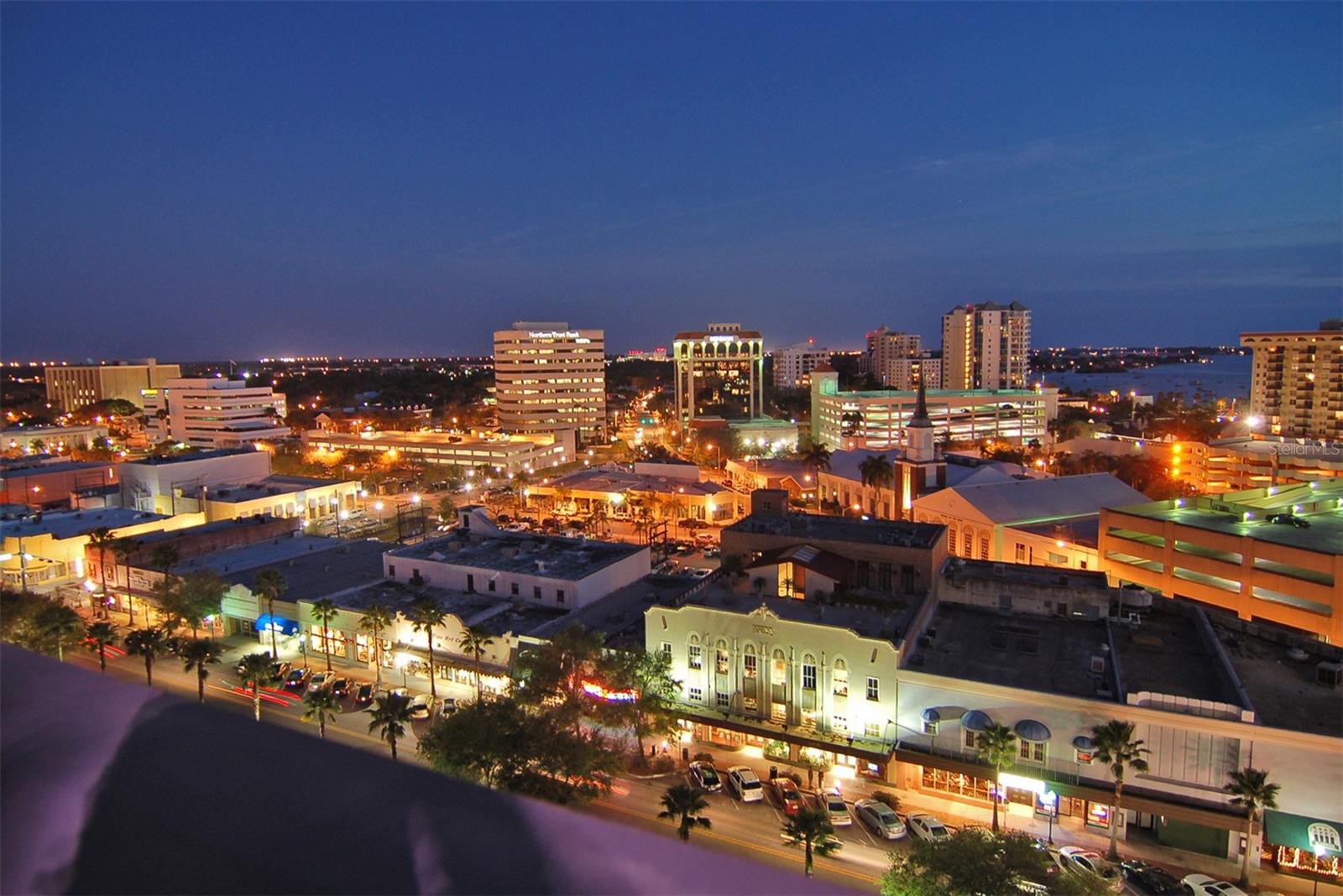 PLAZA AT 05 POINTS RESIDENCES - Residential Lease