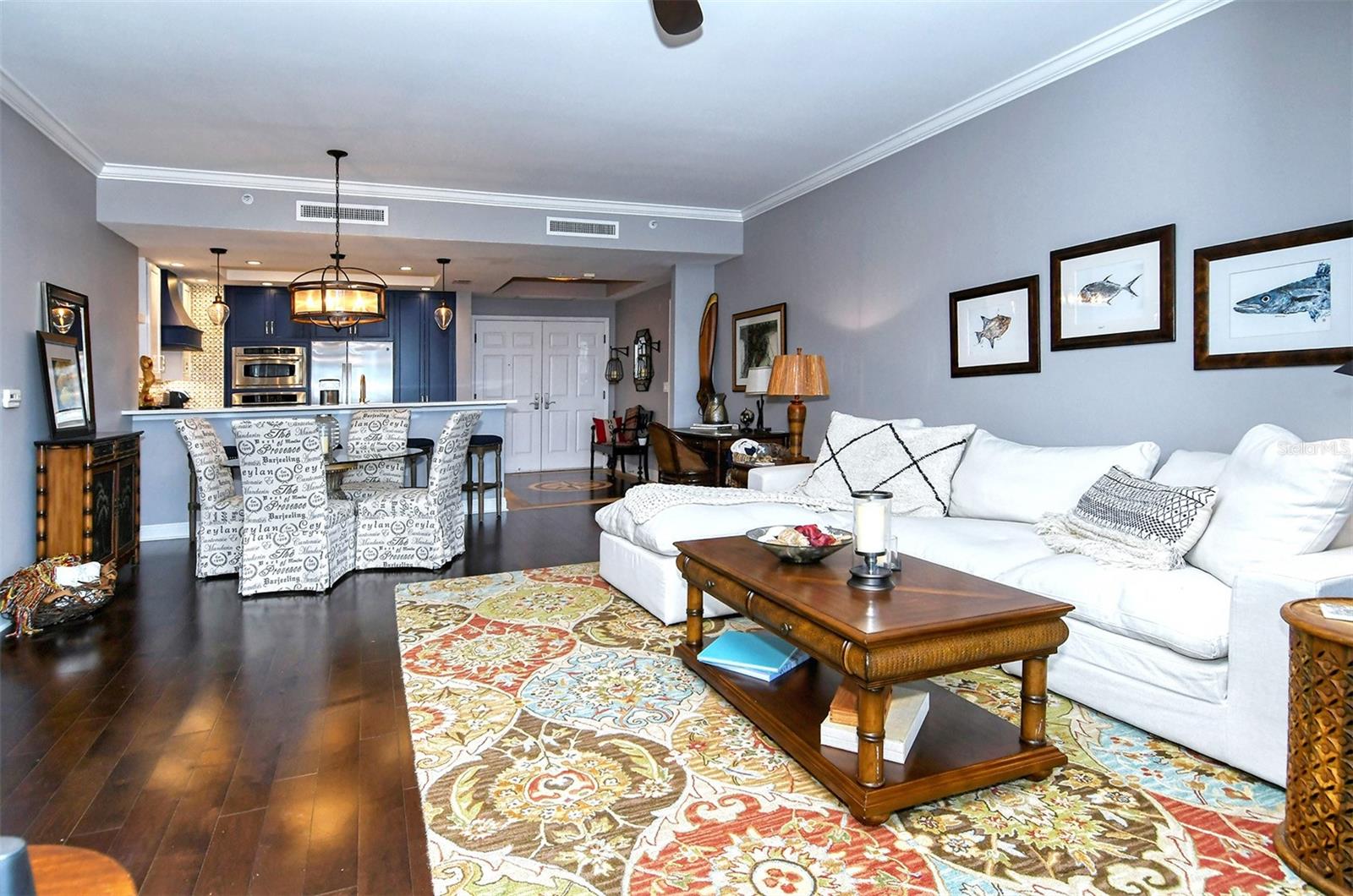 PLAZA AT 05 POINTS RESIDENCES - Residential Lease