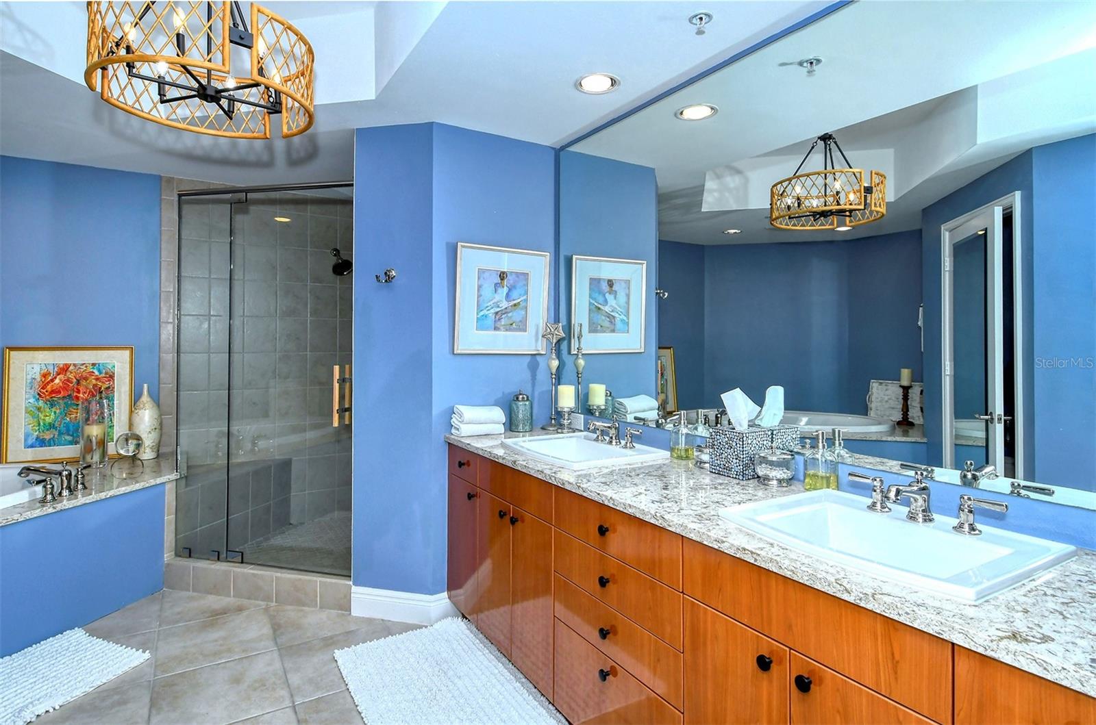 PLAZA AT 05 POINTS RESIDENCES - Residential Lease