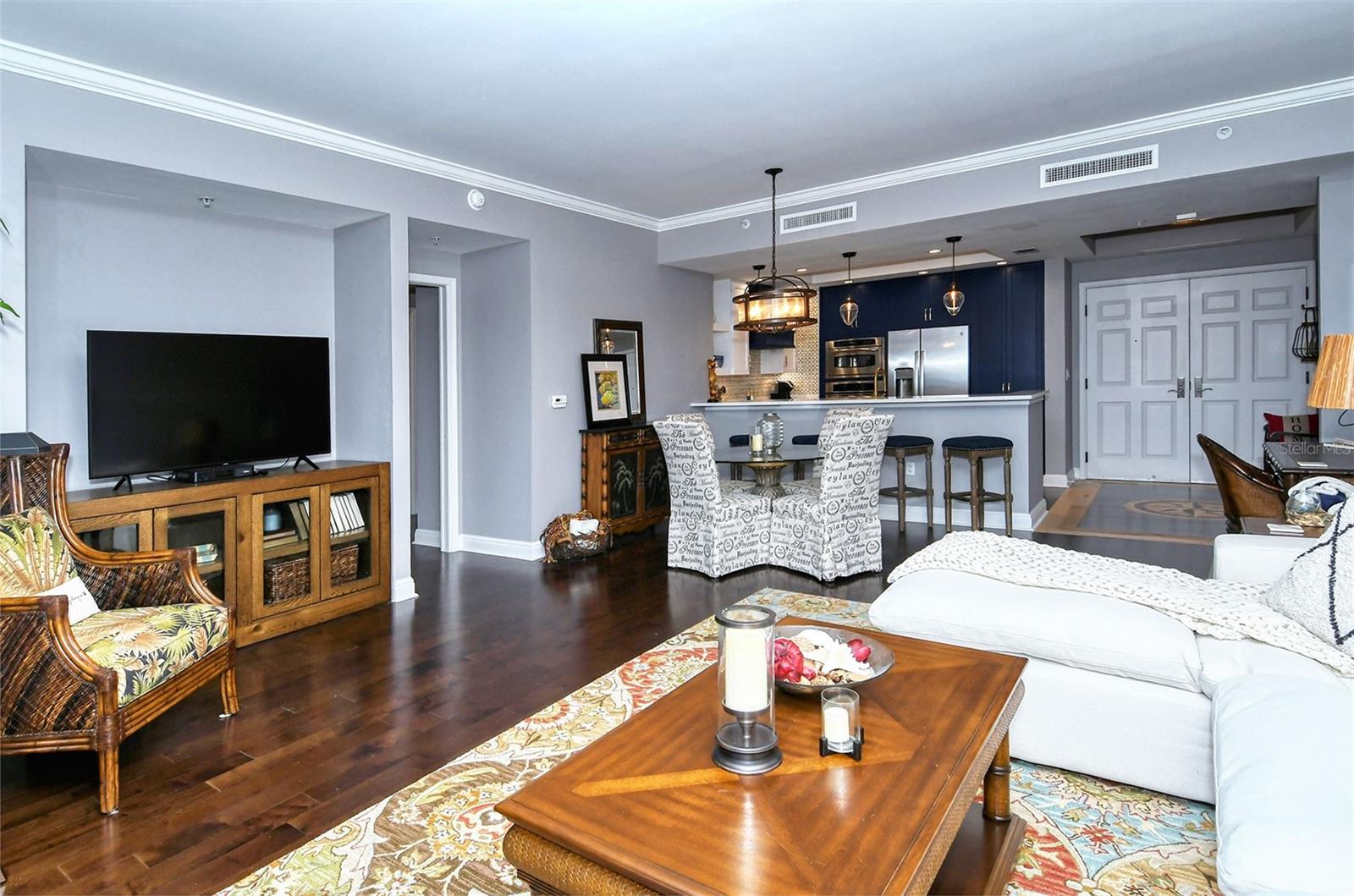 PLAZA AT 05 POINTS RESIDENCES - Residential Lease